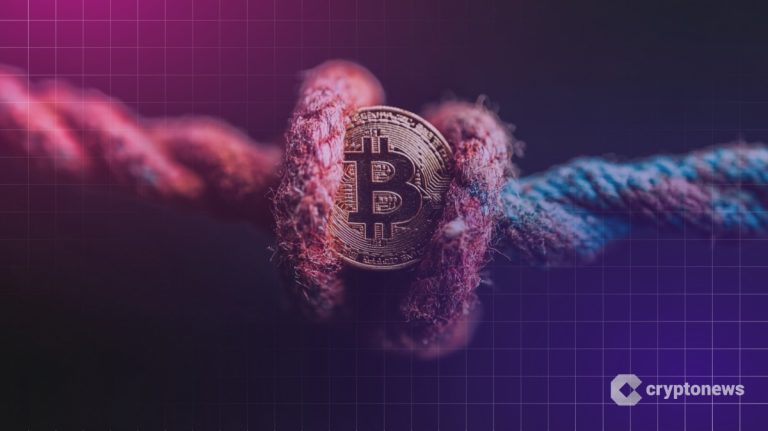 Peter Schiff Calls Saylor’s Bitcoin-Only Strategy ‘Fraud,’ Demands Live Debate