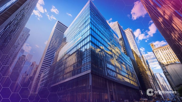 Pro-Crypto SEC Official Cicely LaMothe Retires After 24-Year Career